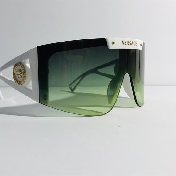 New Versace Clear Shield Ladies Sunglasses VE4393 401/1W 46 - Picture 11 of 16